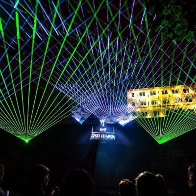 Pour le festival summer Sound à Rochefort , installation de 6 lasers KVANT 20…